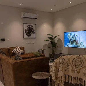 Luxury 3br Near The Boulevard شقة